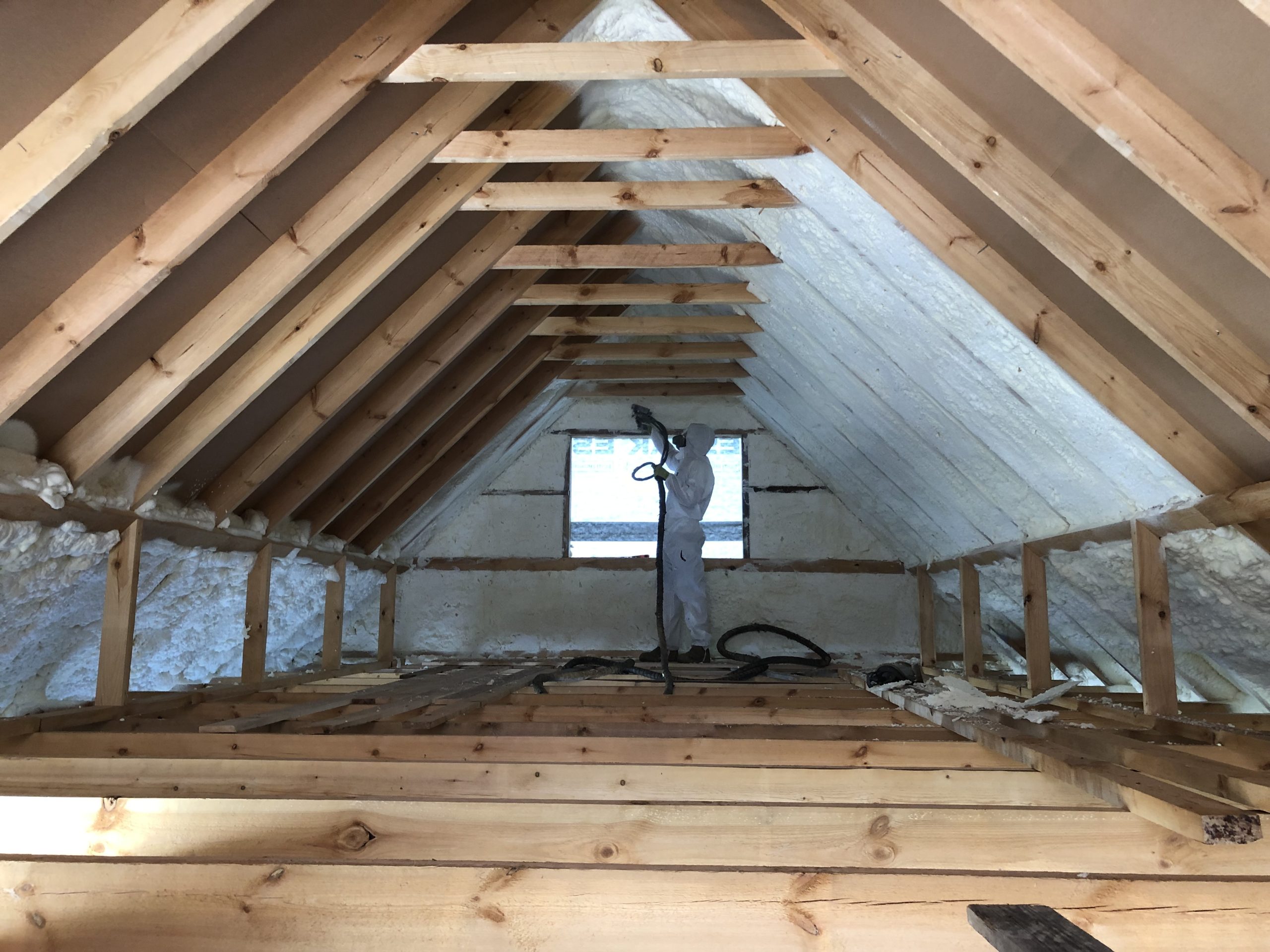 IMG_4608pur vaht soojustus katustele, suletud pooridega vahud, estpur OÜ, pur vahu paigaldus pur vaht soojustus katustele, suletud pooridega vahud, estpur OÜ, pur vahu paigaldus